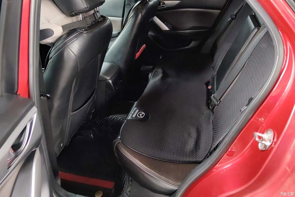 Mazda CX-4, 2017 11