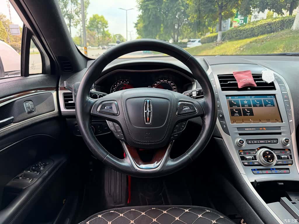 Lincoln MKZ, 2016 13