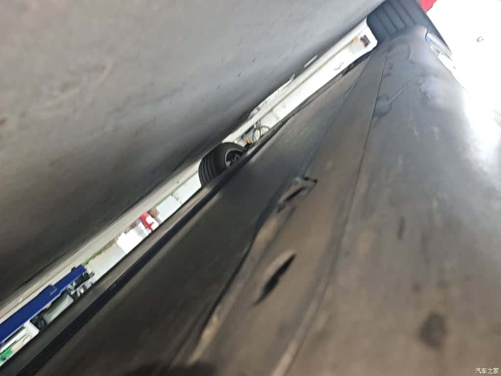 Tesla Model Y, 2023 22
