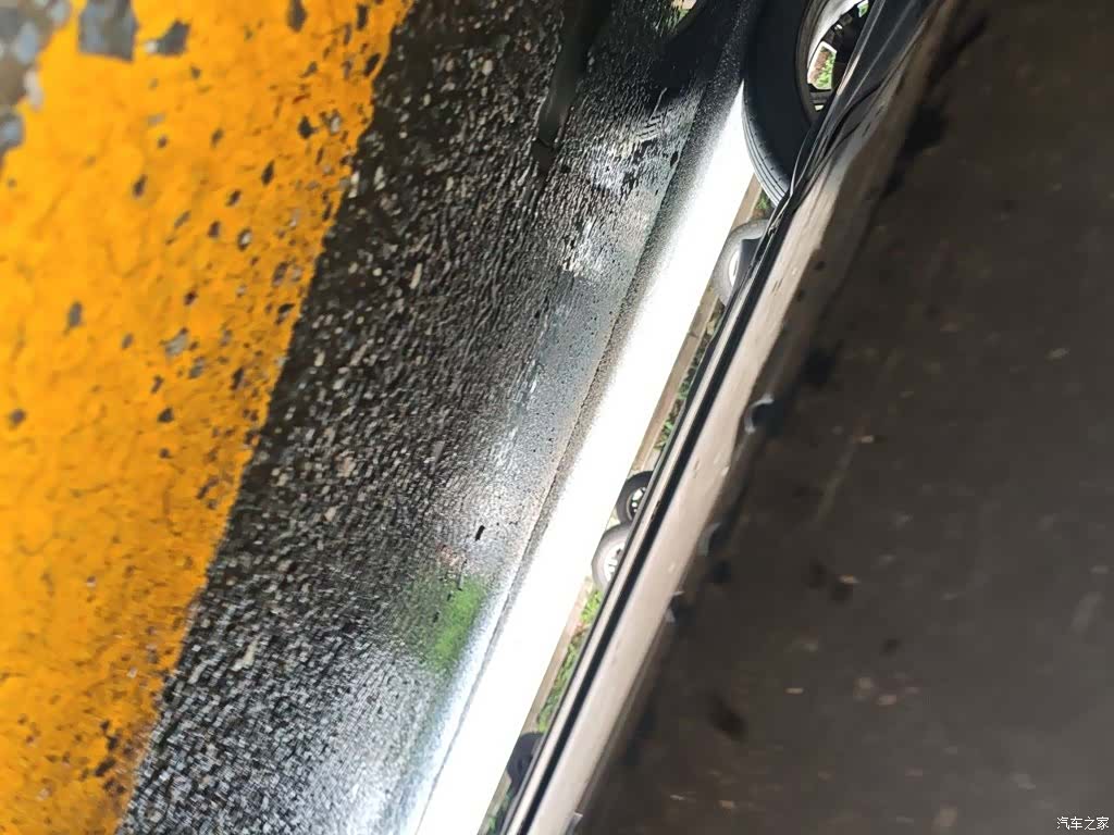 Tesla Model Y, 2023 19