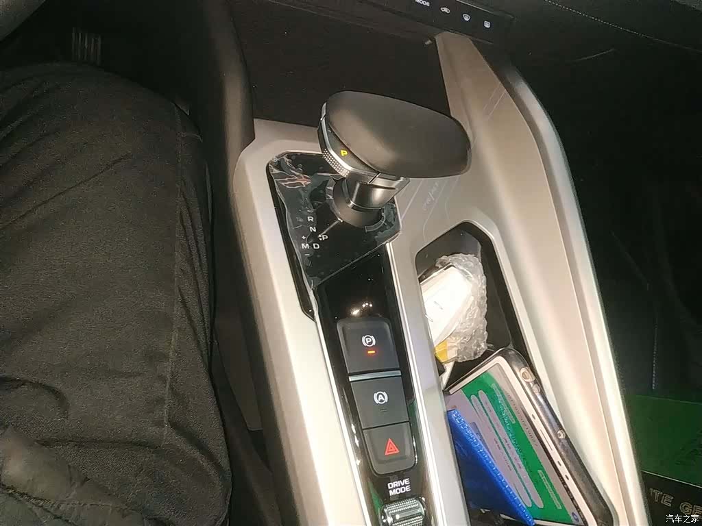 Geely Preface, 2026 10