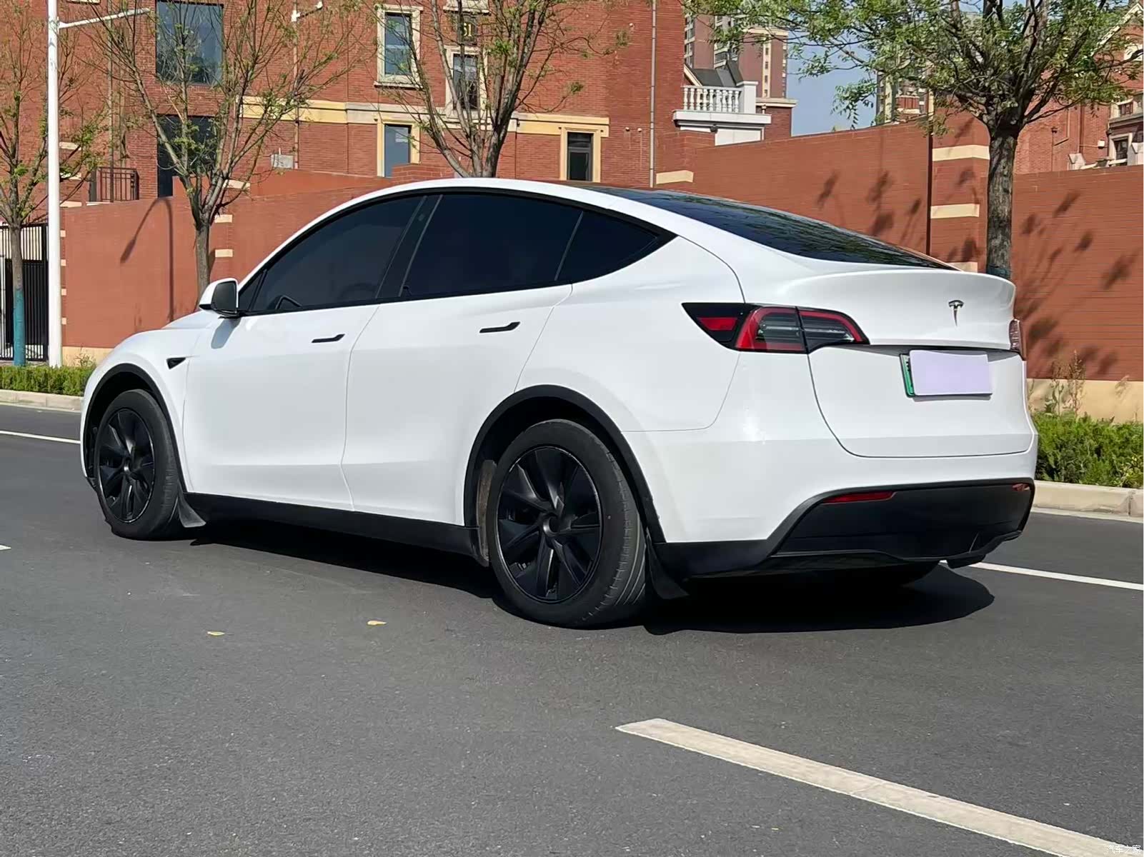 Tesla Model Y, 2024 4