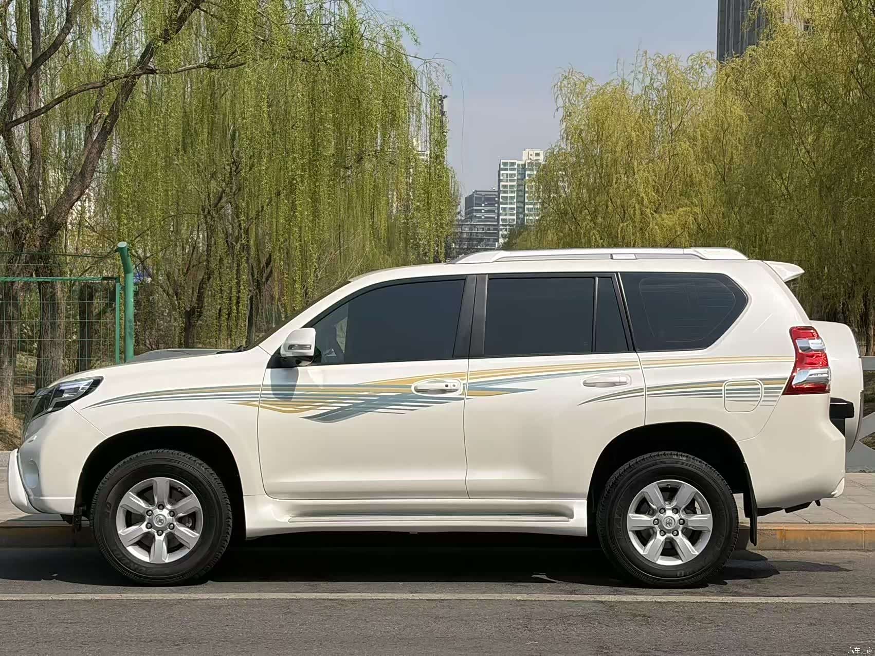 Toyota Prado, 2015 15