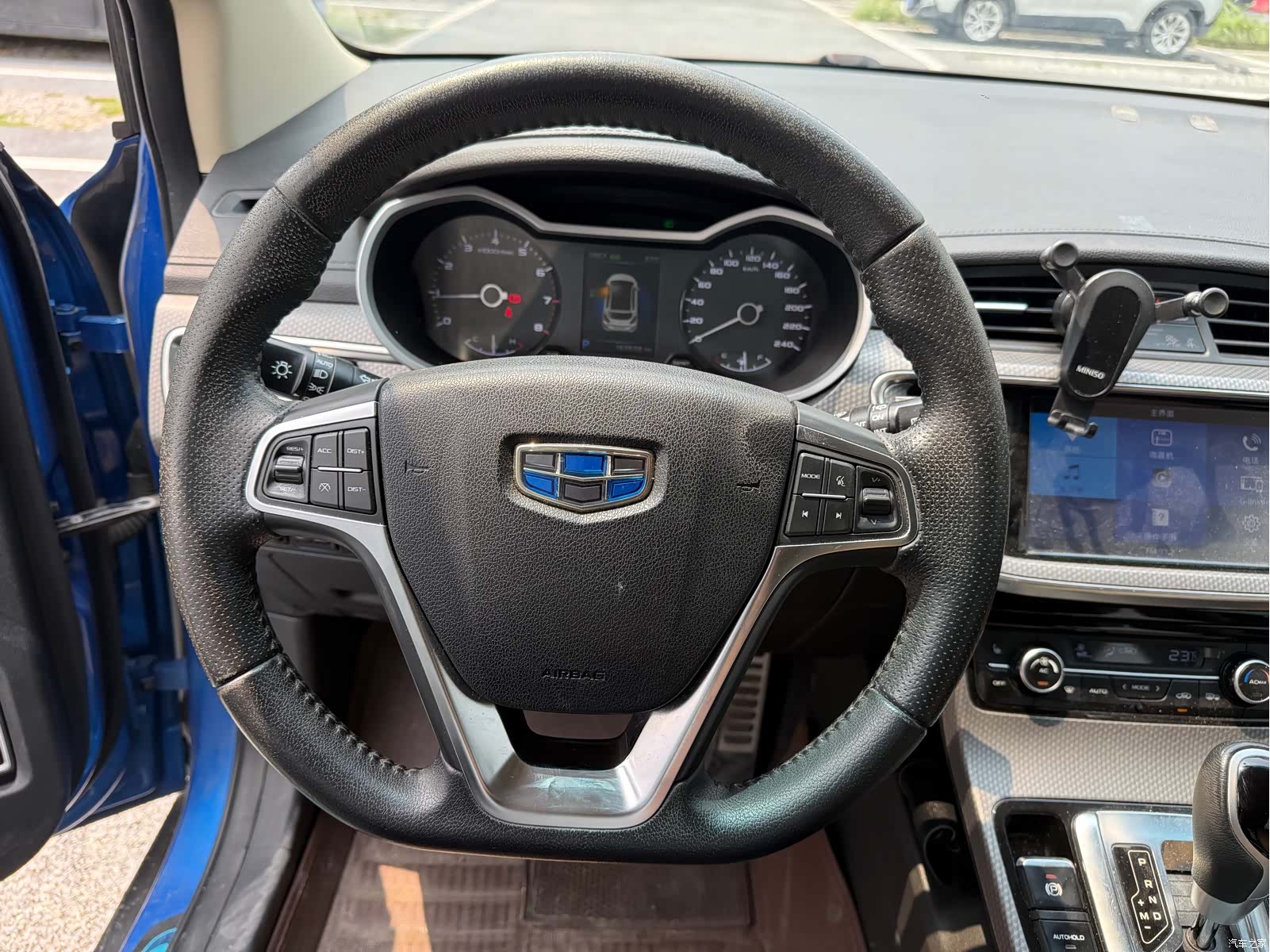 Geely Emgrand, 2017 6