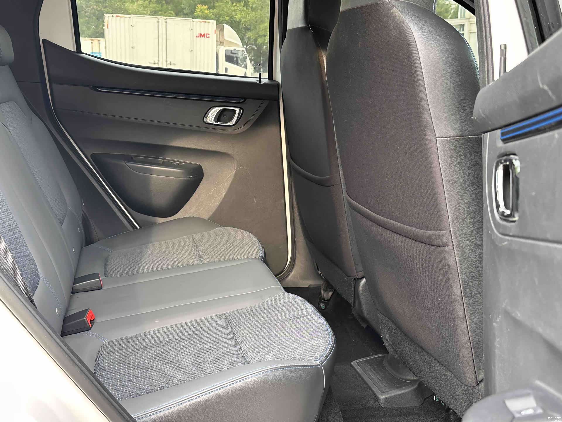 DongFeng e, 2019 14