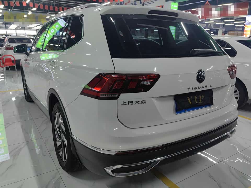 Volkswagen Tiguan L
