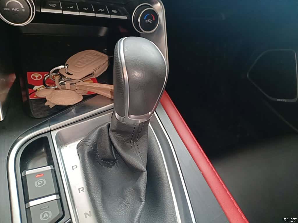 Geely Binray, 2021 10