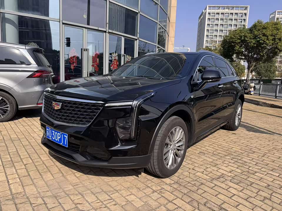 Cadillac XT4
