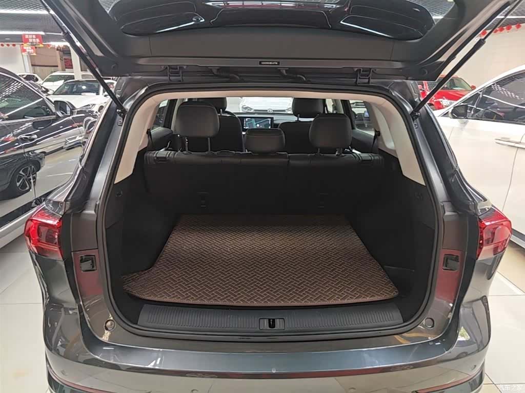 Roewe RX5, 2022 19