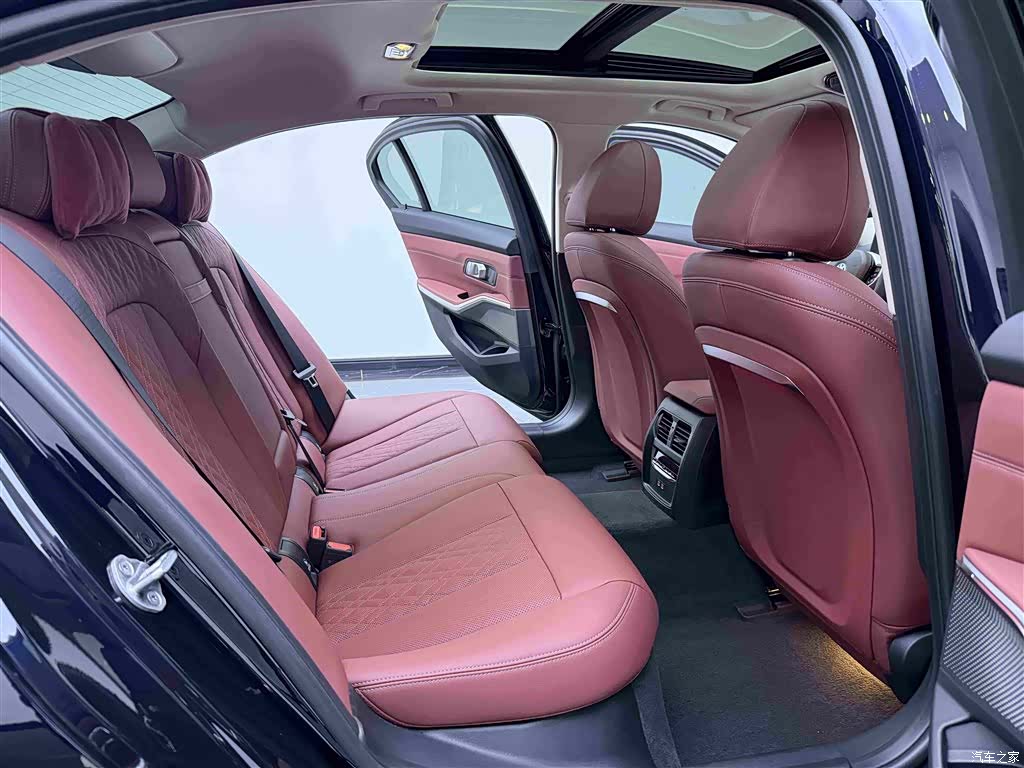 BMW i3, 2025 9
