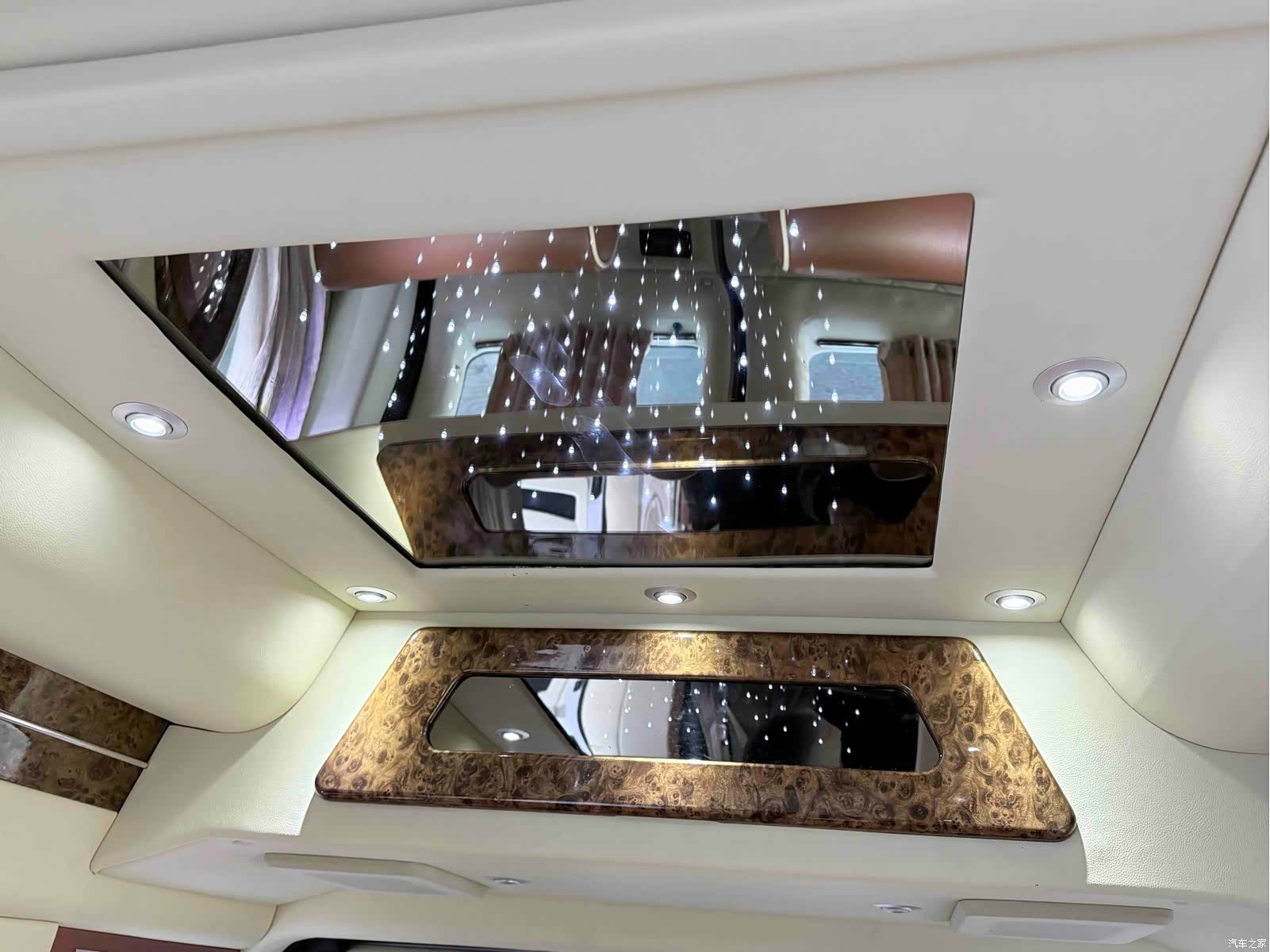 Ford E350, 2015 17