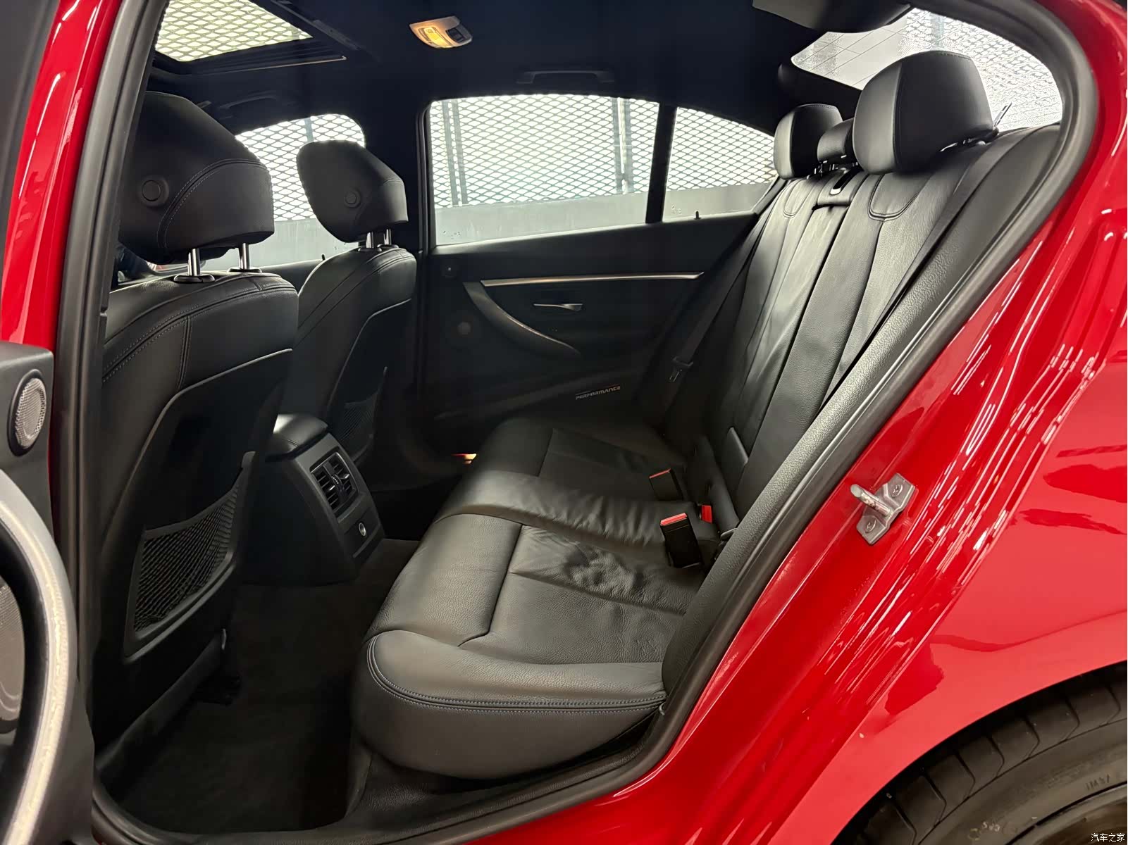 BMW 3 Series, 2019 8