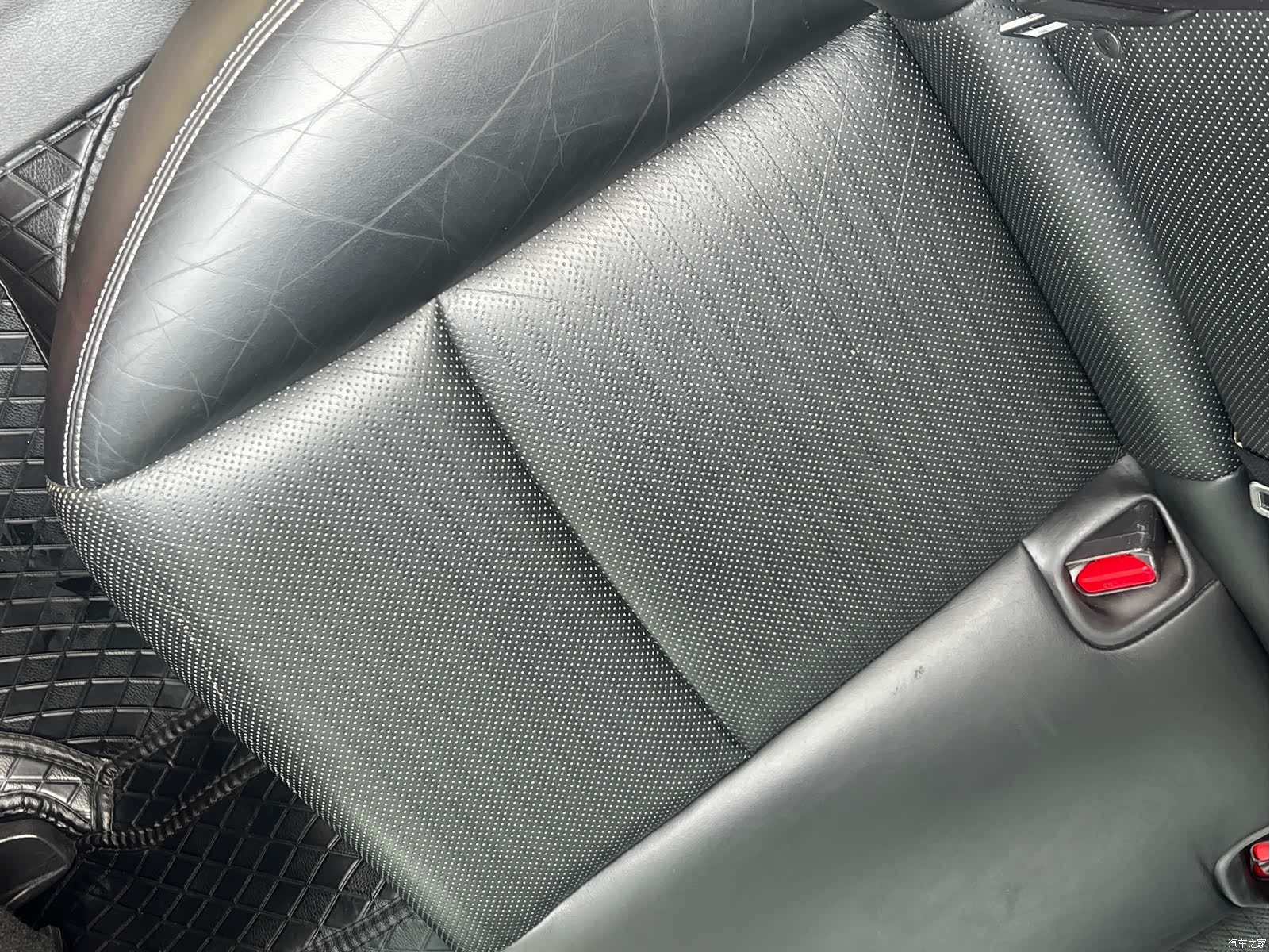 Infiniti Q50L, 2015 36