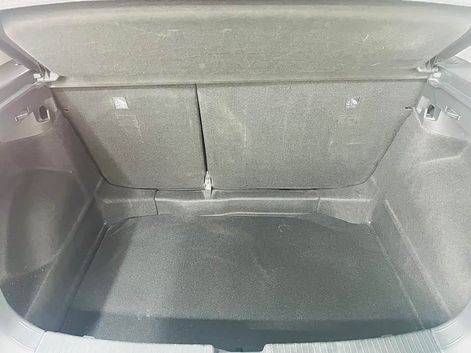 Volkswagen Exploring the shadow