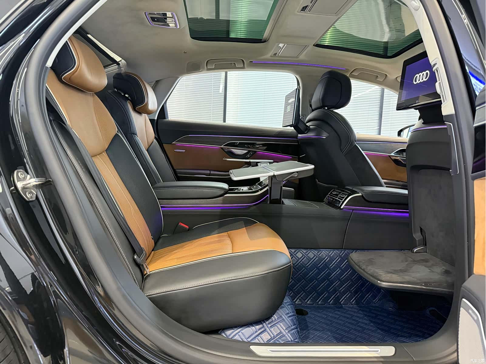 Audi A8L, 2022 10