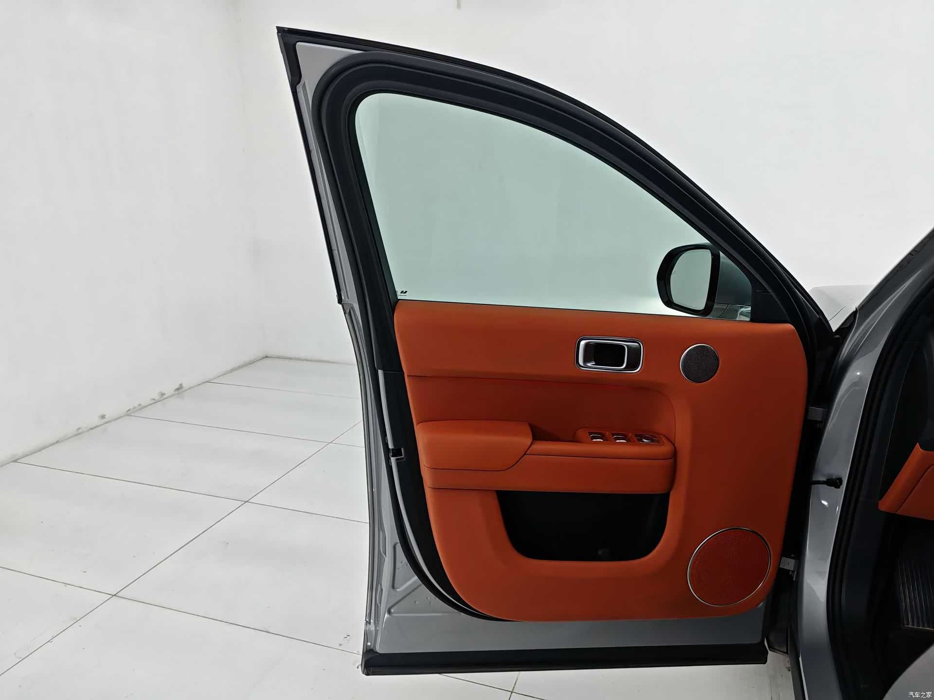 Li Auto L9, 2024 11