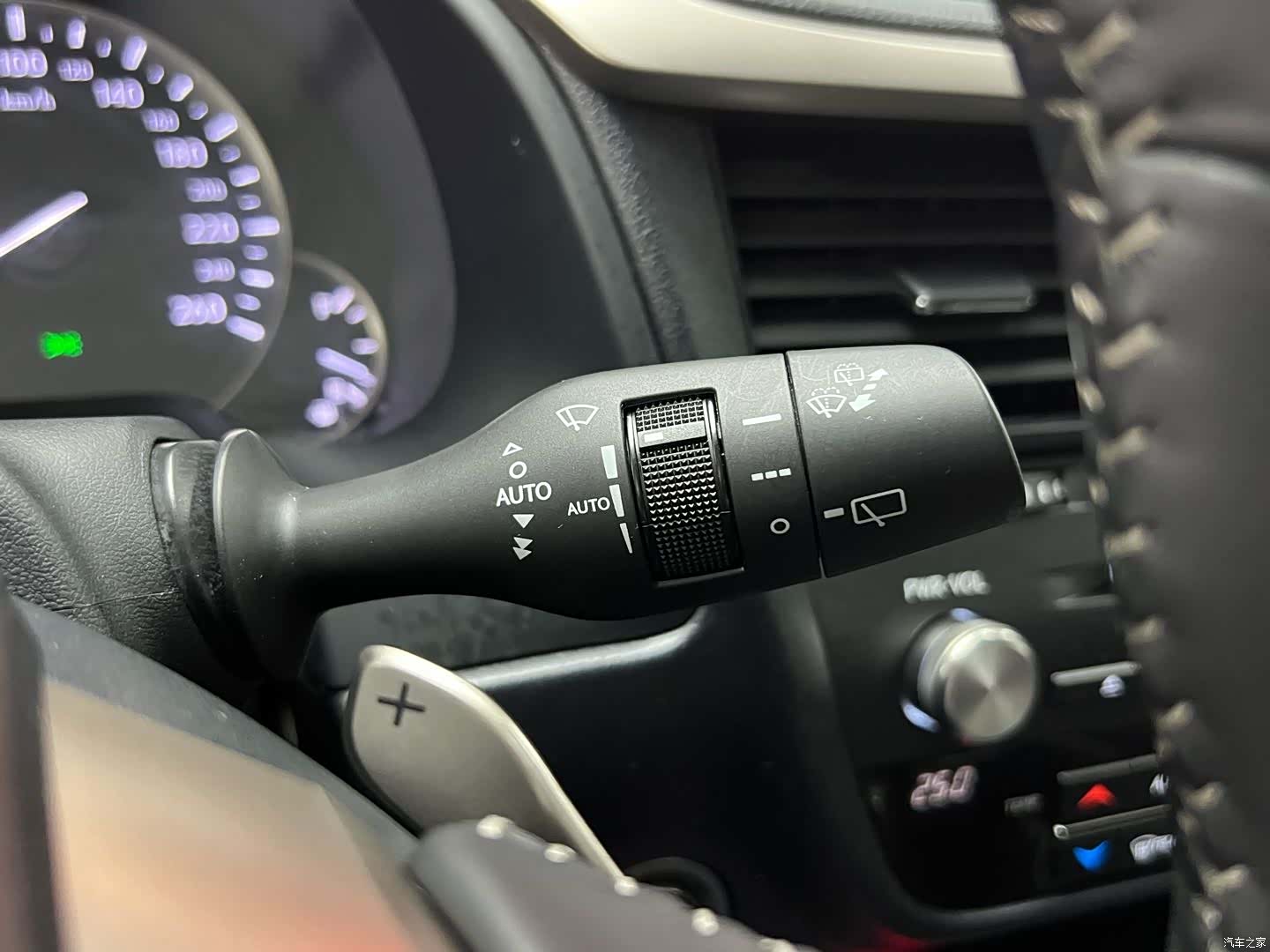 Lexus RX, 2019 25