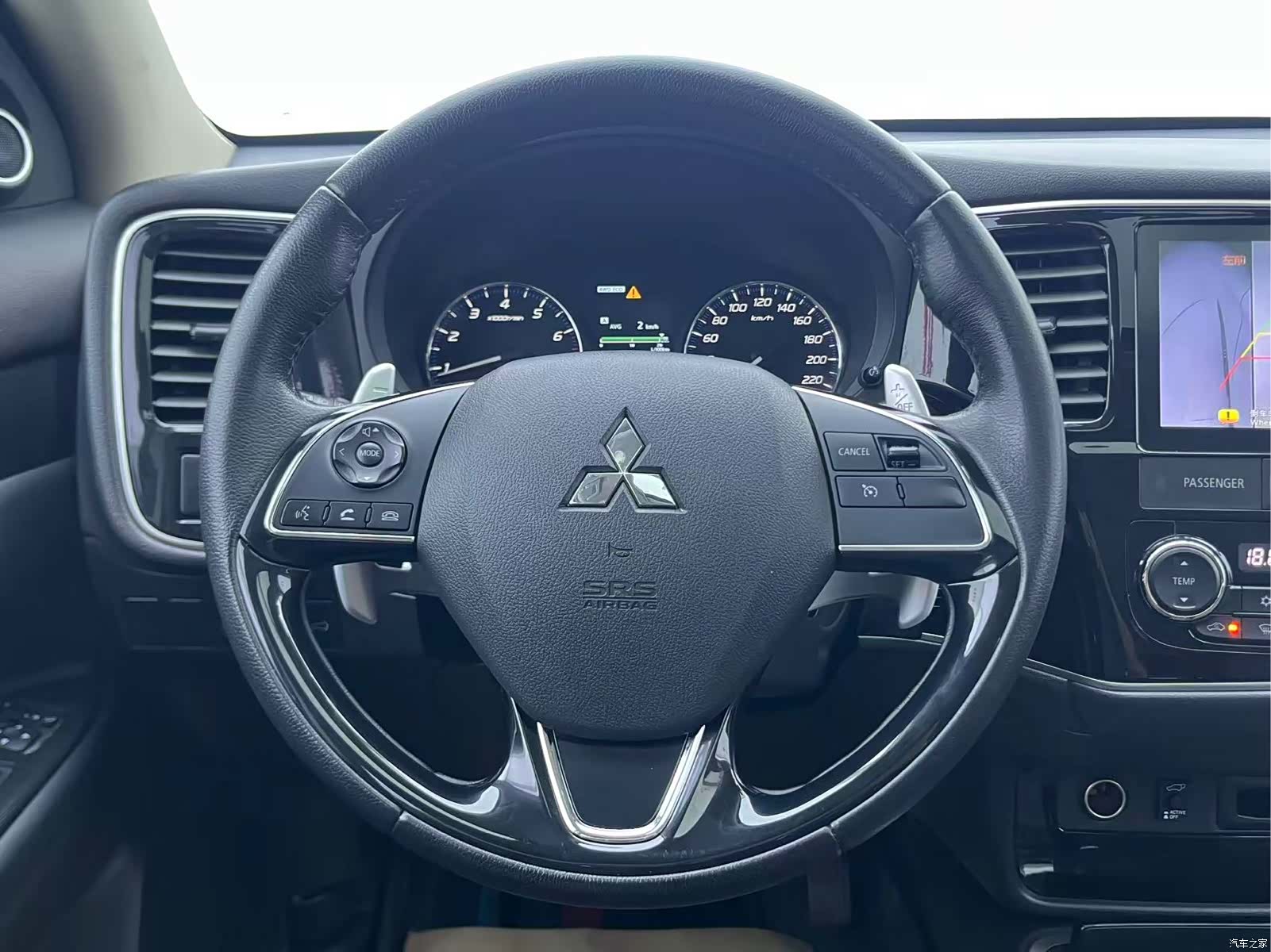 Mitsubishi Outlander, 2019 9