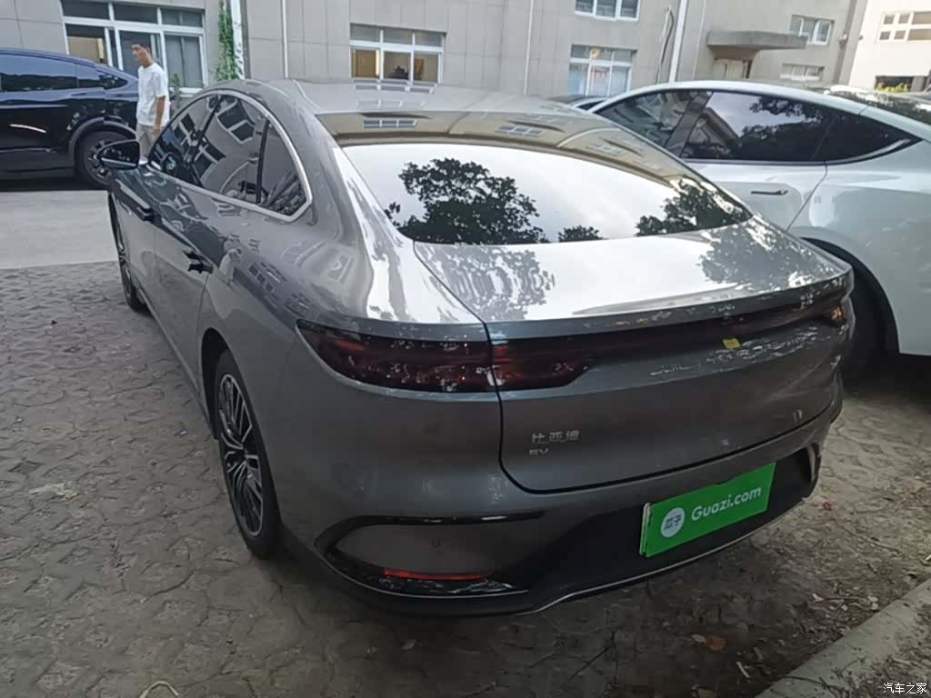BYD Han, 2024 все фото