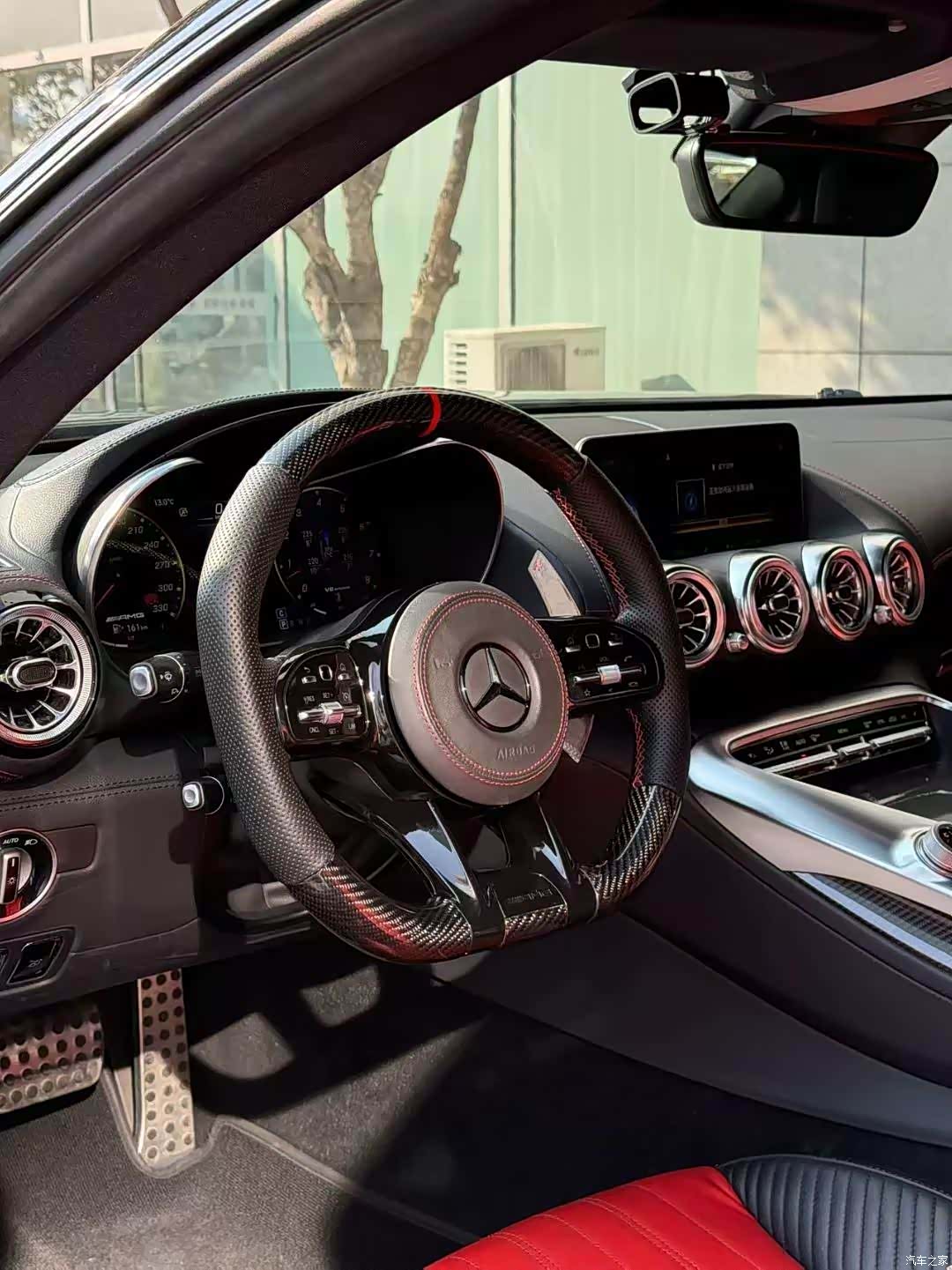 MG AMG, 2016 6