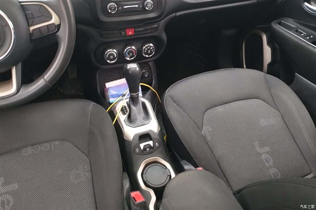 Jeep Renegade, 2017 15