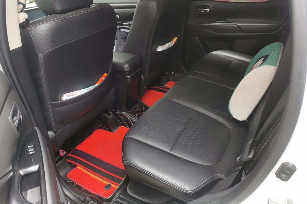 Mitsubishi Outlander, 2017 11
