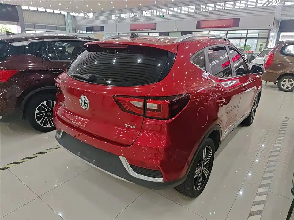 MG ZS