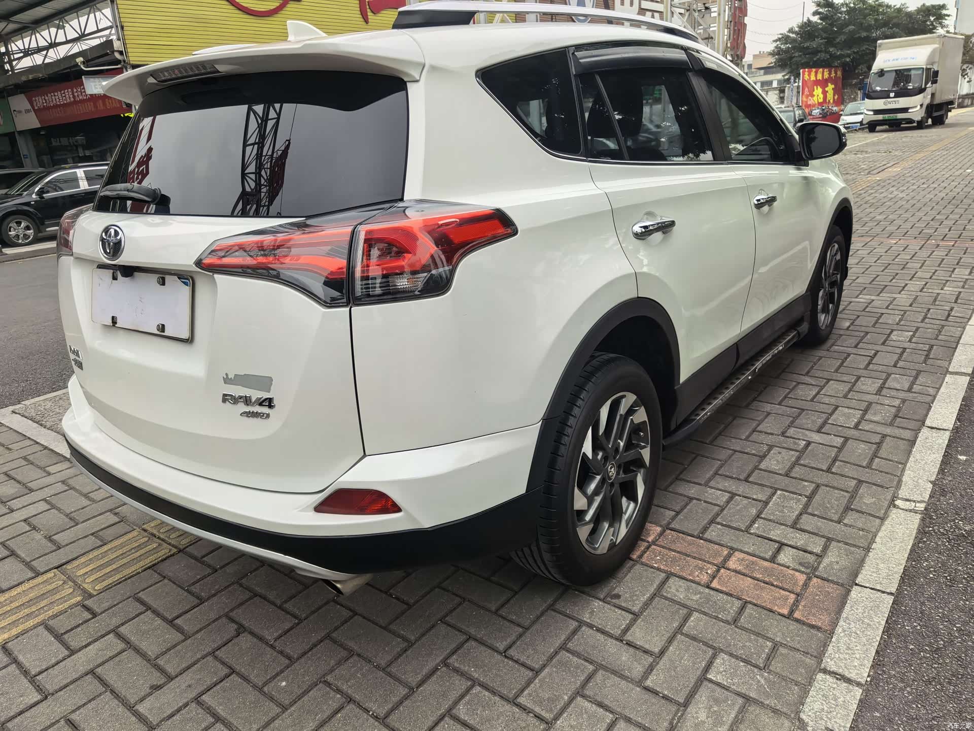 Toyota RAV4, 2018 9