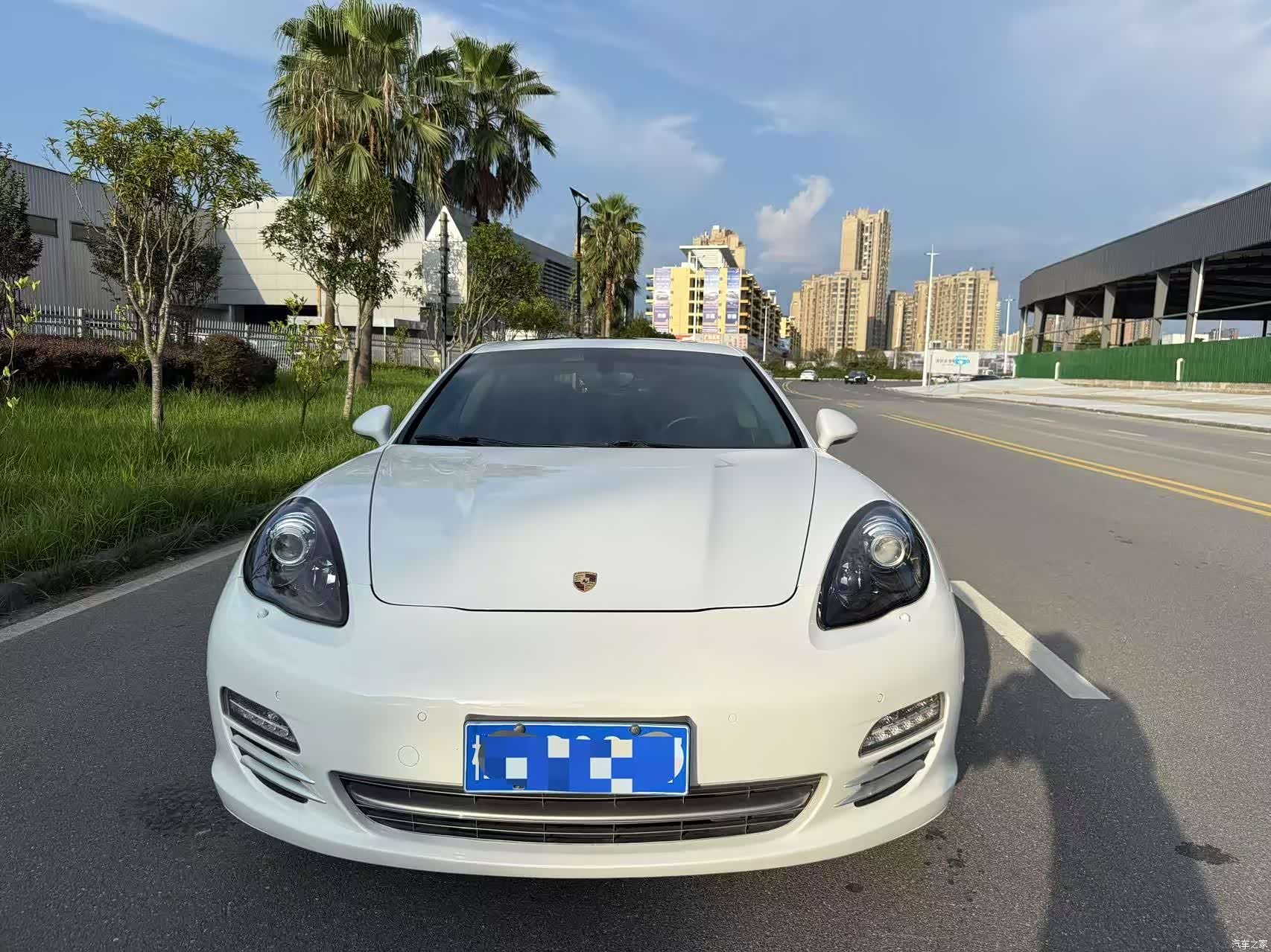 Porsche Panamera, 2013 1