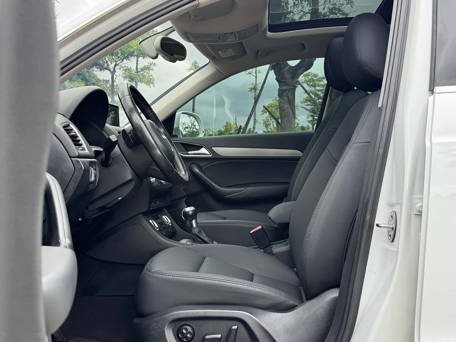 Audi Q3, 2015 9