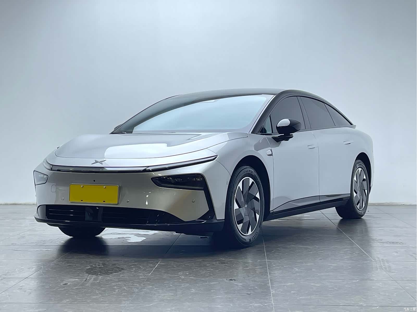 Xpeng P7, 2025 1