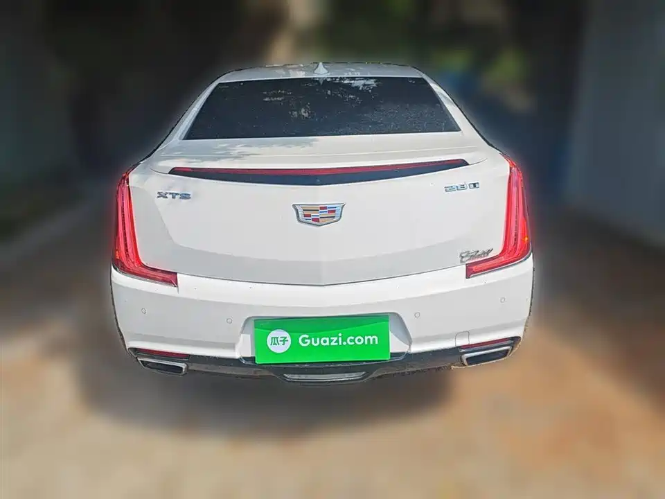 Cadillac XTS