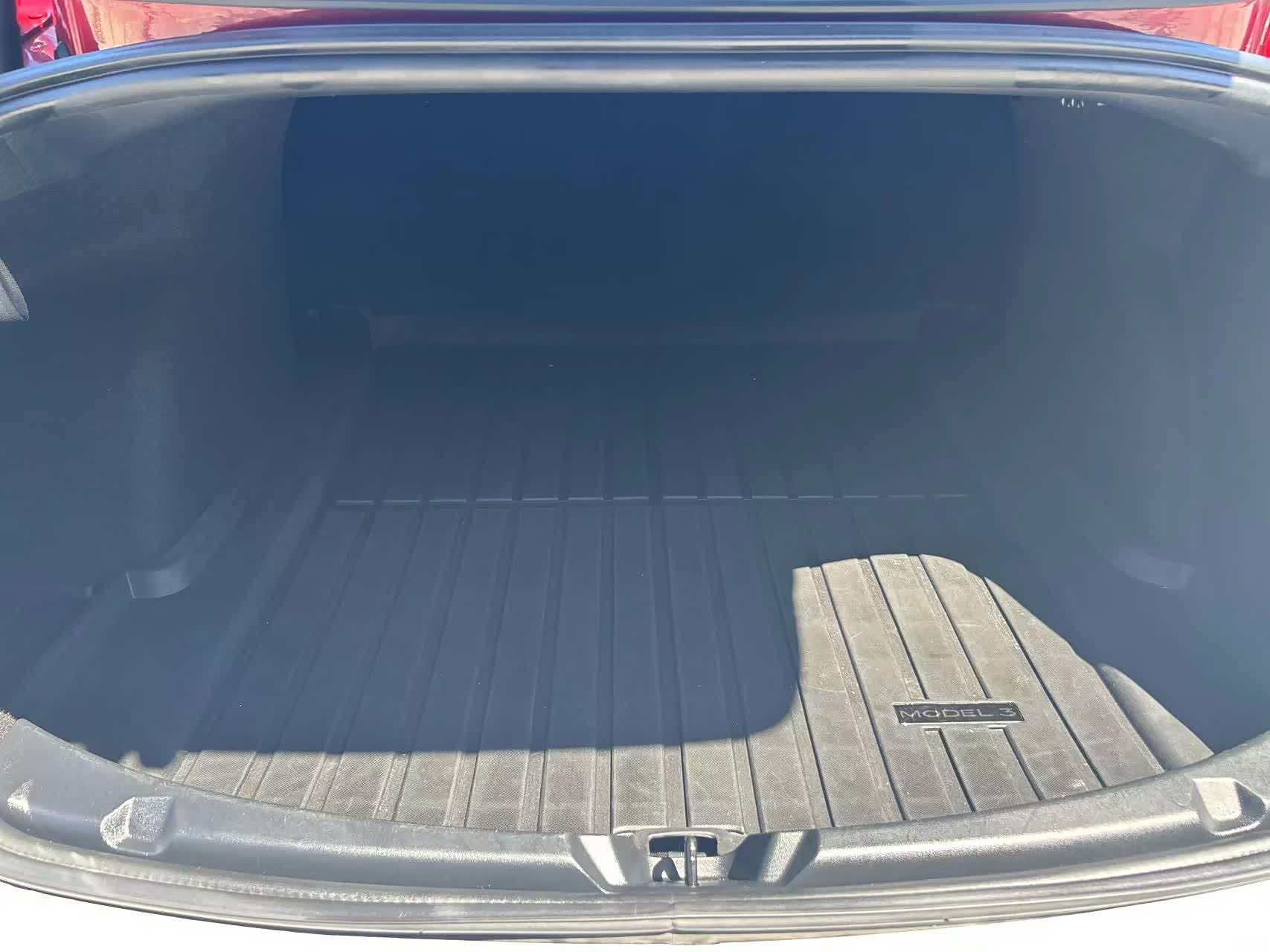 Tesla Model 3, 2022 14
