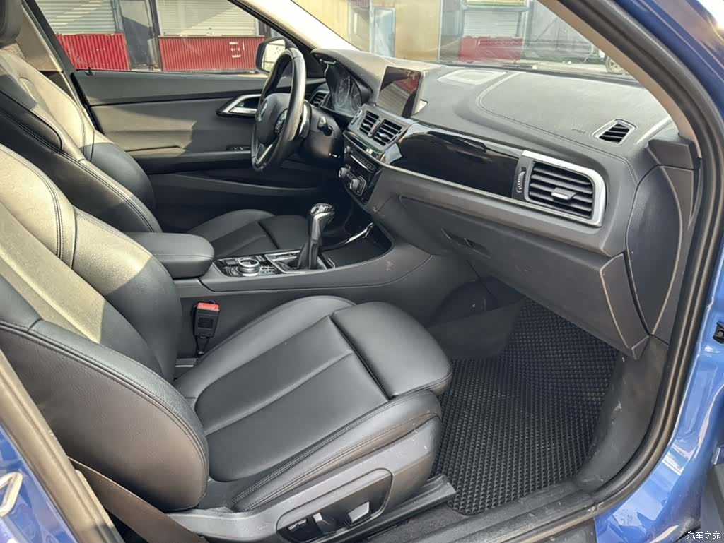 BMW 1 Series, 2017 16