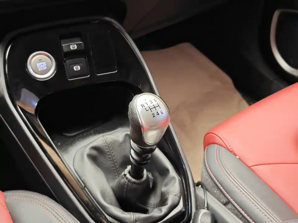 Haval H2s Haval H2s
