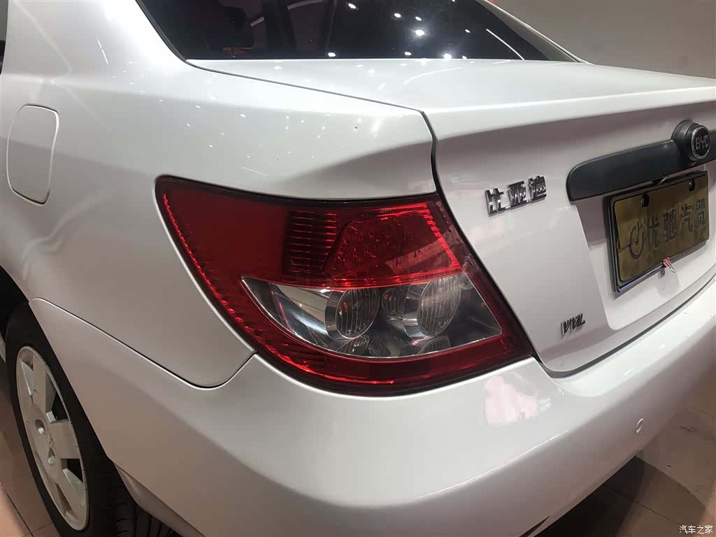 BYD F3, 2015 8