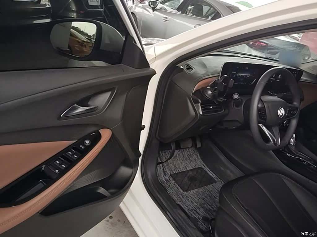 Buick Verano, 2022 16