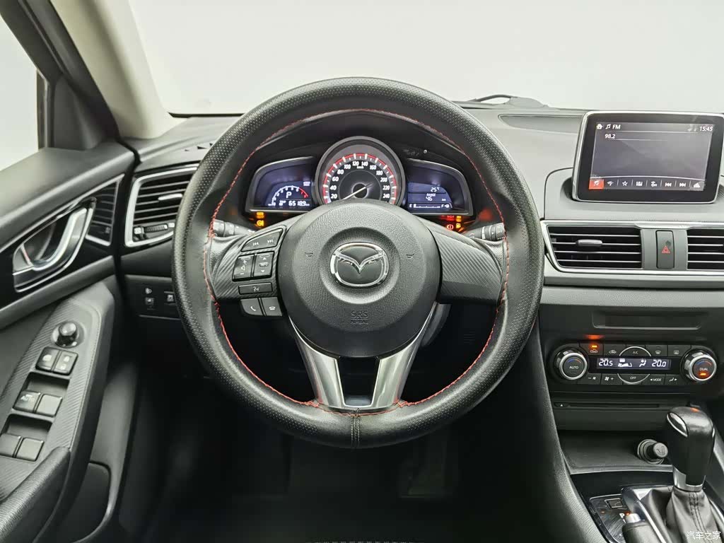 Mazda Mazda3, 2014 11