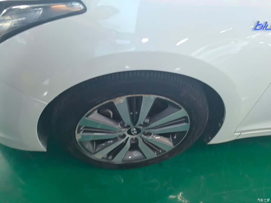 Hyundai GLS, 2016 23