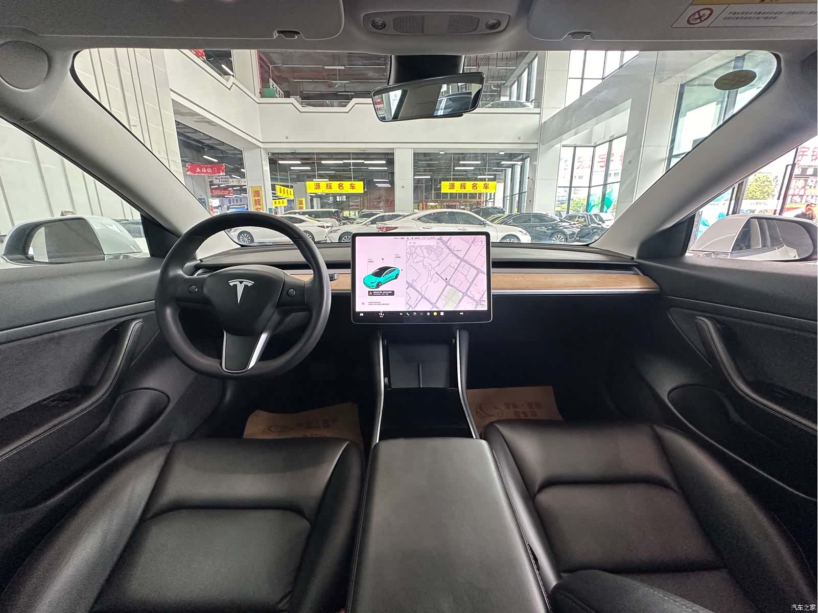 Tesla Model 3, 2020 13