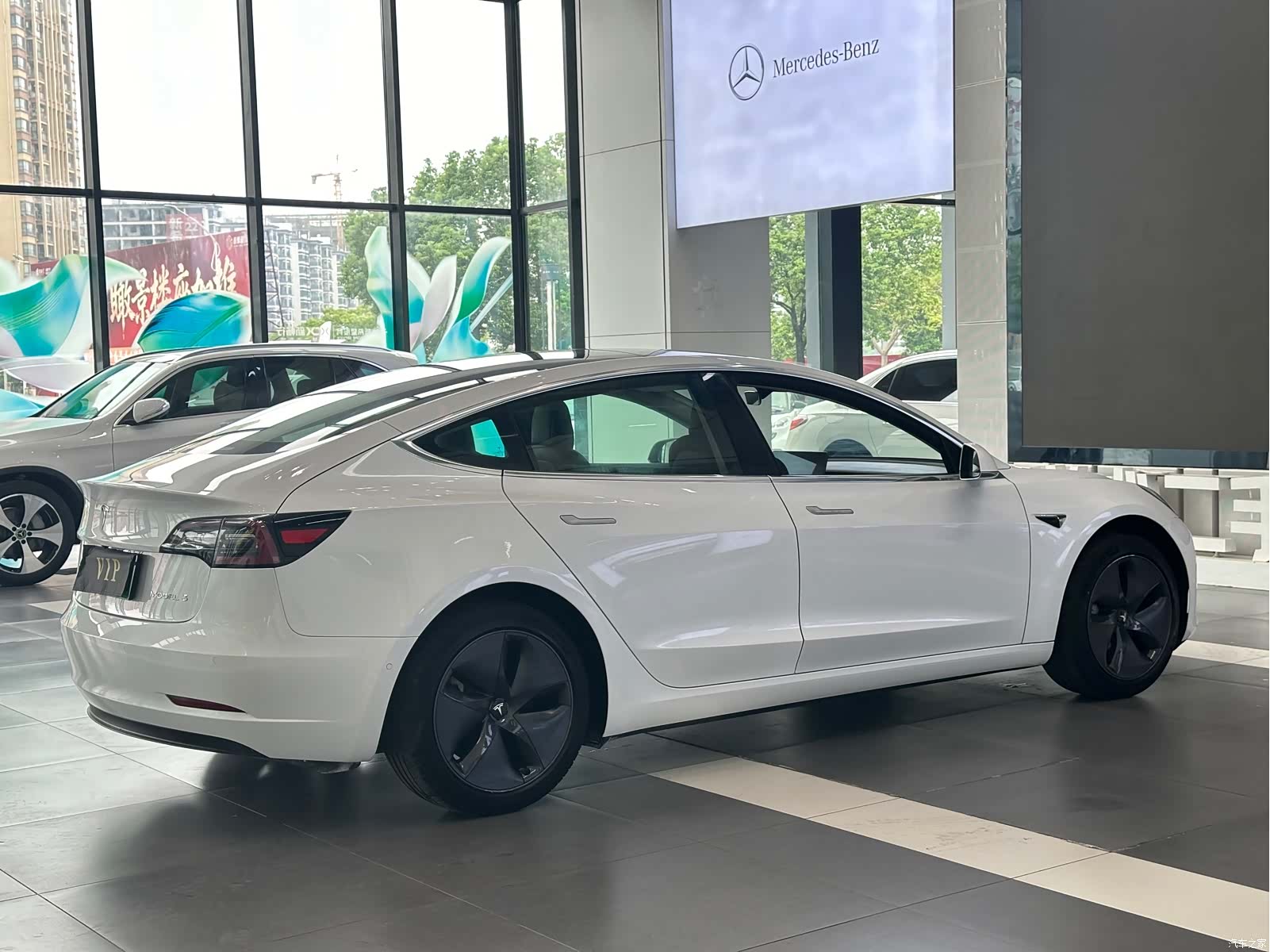 Tesla Model 3, 2020 4
