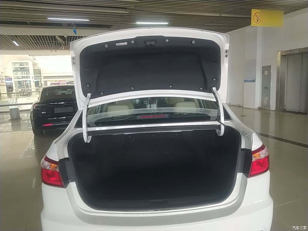 Changan V7, 2016 19
