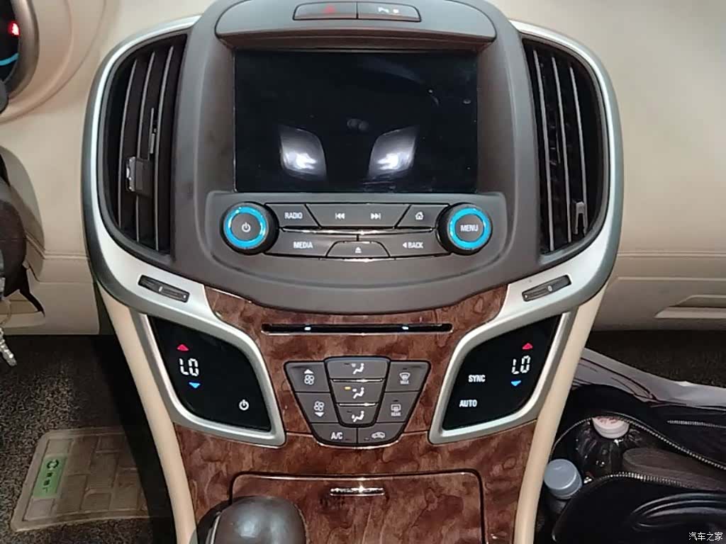 Buick LaCrosse, 2014 13