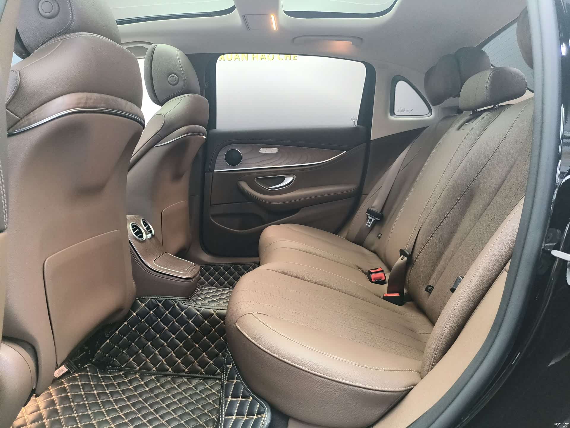 Mercedes-Benz E-Class, 2023 все фото