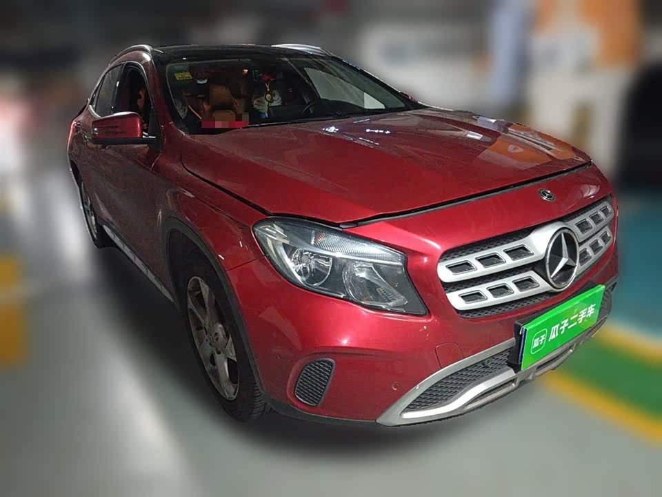Mercedes-Benz GLA