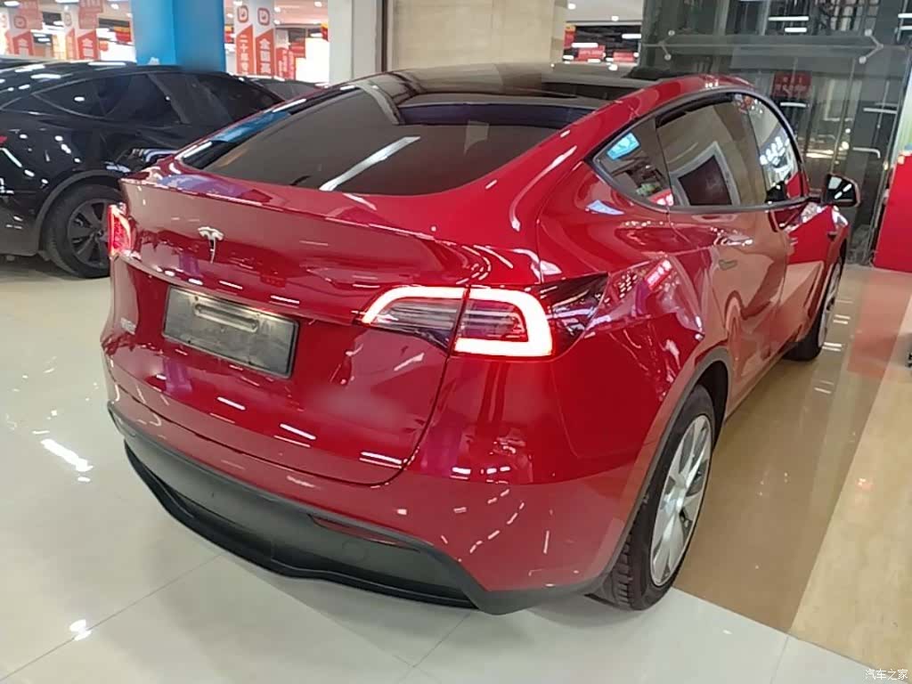 Tesla Model Y, 2021 7