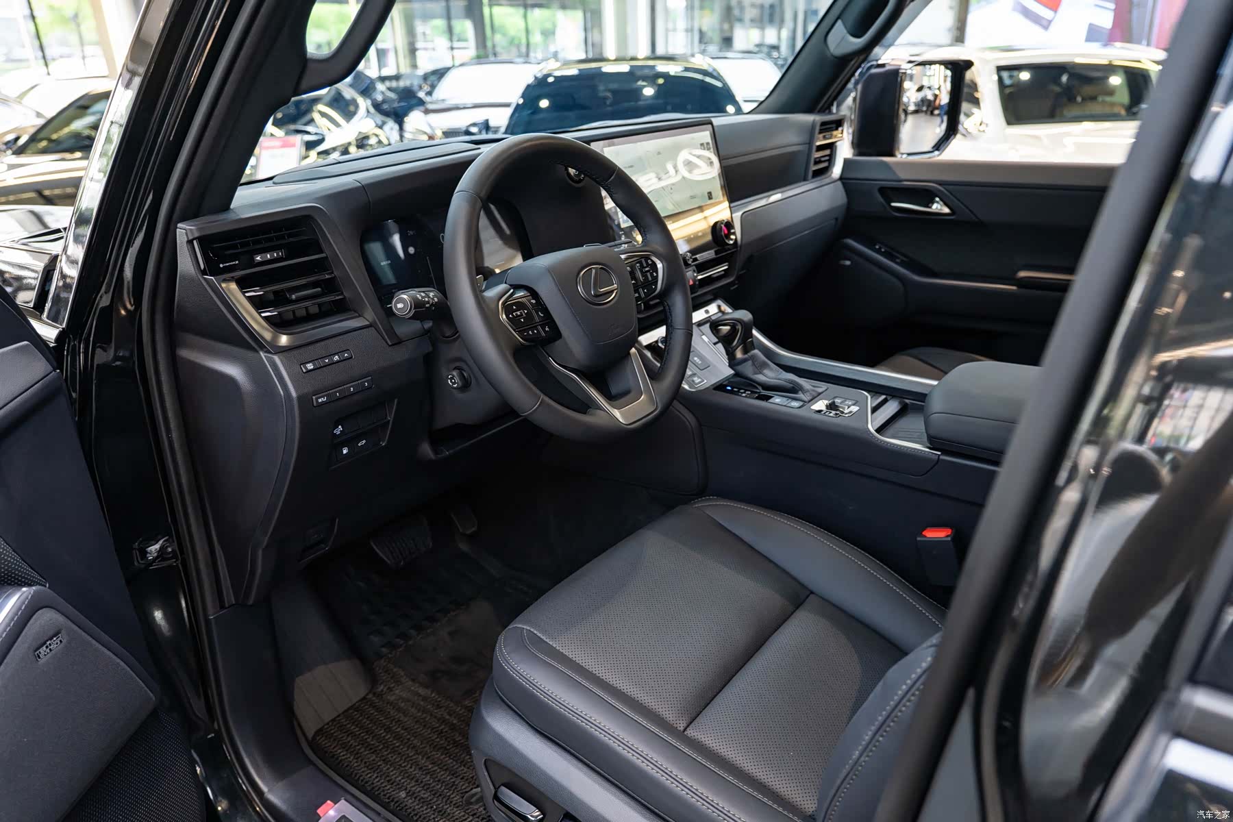 Lexus GX, 2025 9