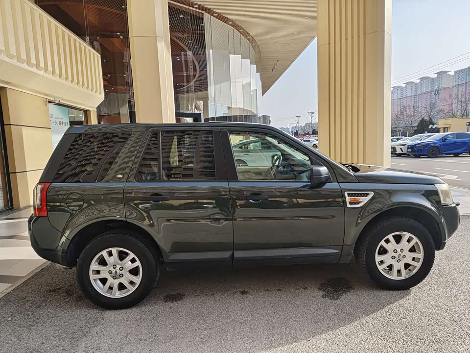 Land Rover Freelander 2