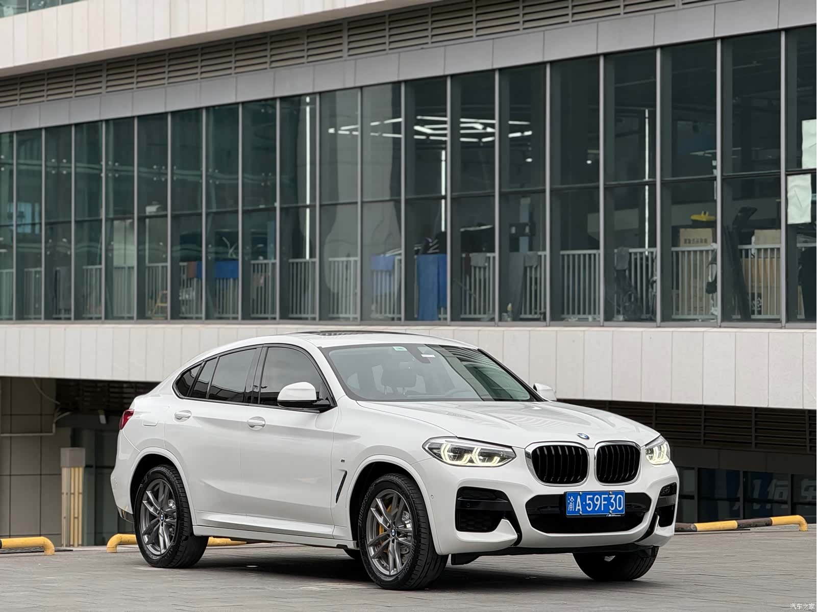 BMW X4, 2021 3
