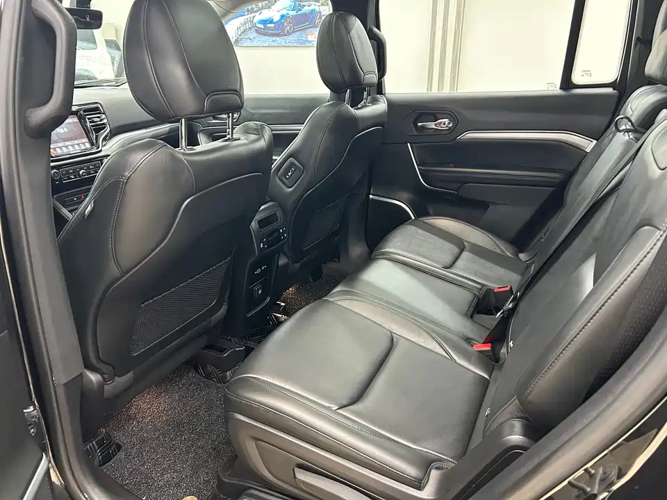 Jeep Grand Commander